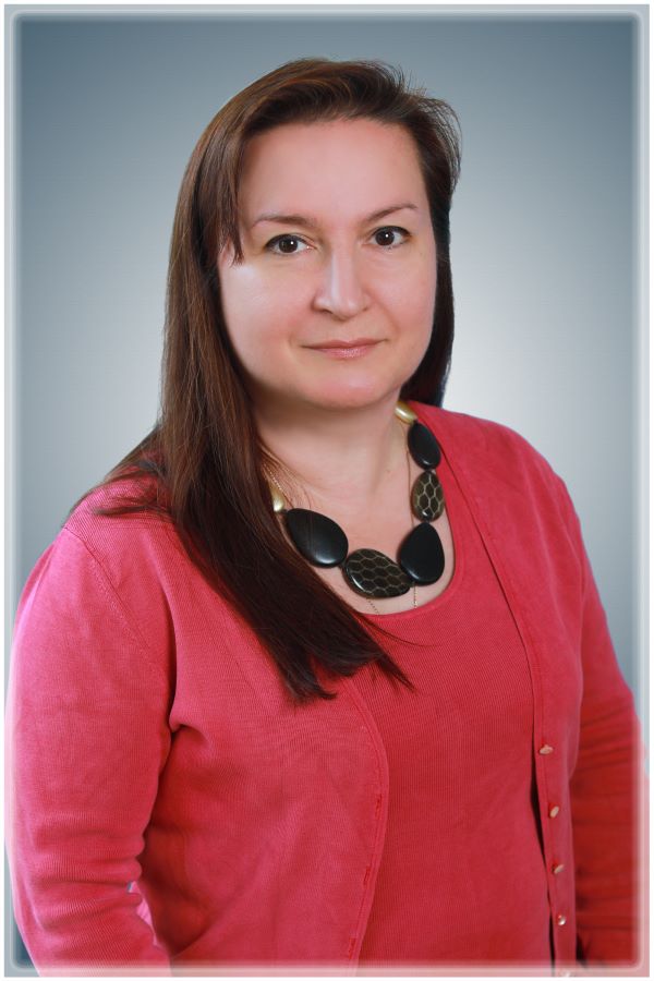 Чудакова Елена Владимировна.